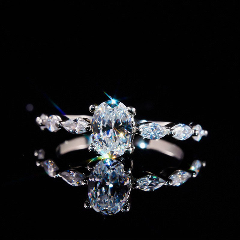 Oval moissanite diamond ring